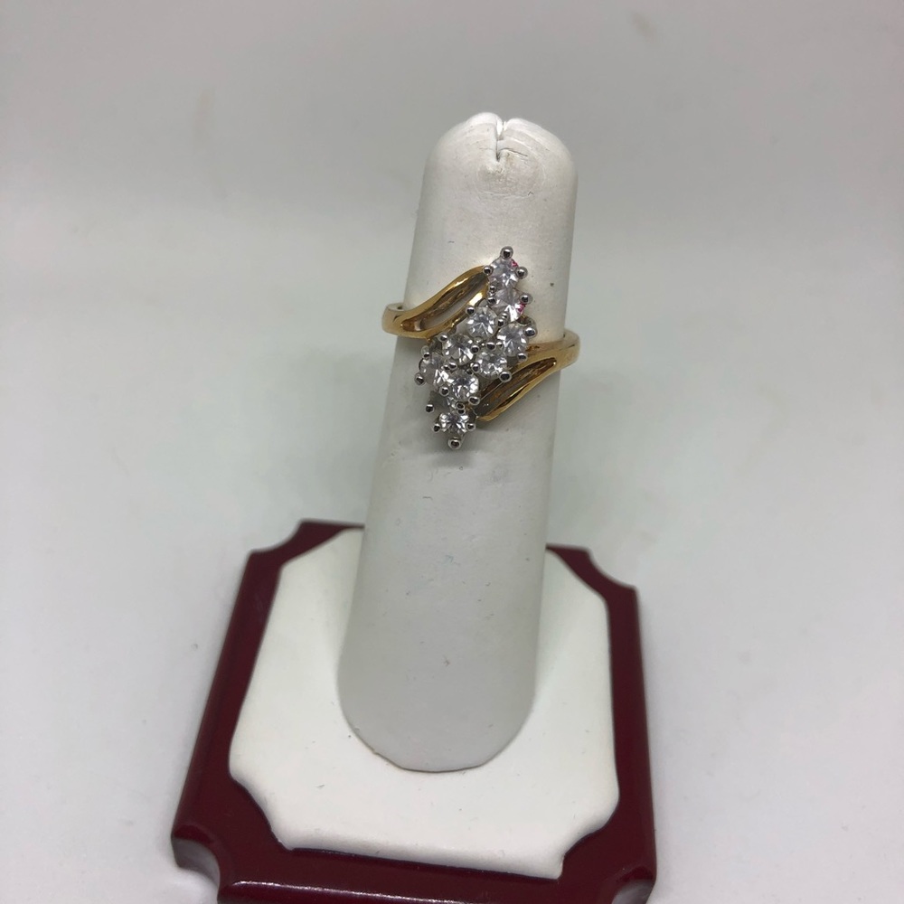 18k GE cubic zirconia ring
